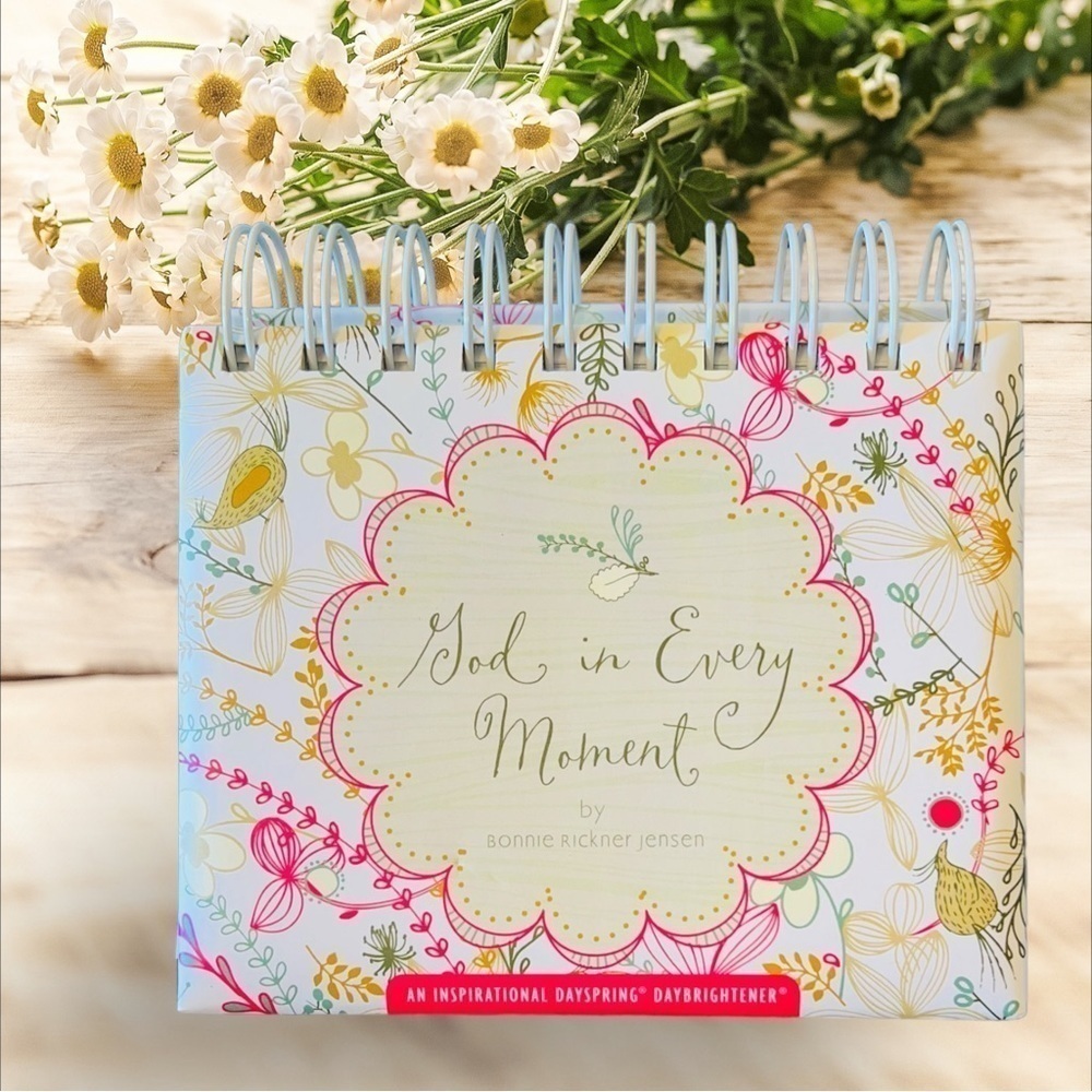 “GOD in Every Moment” Dayspring Daybrightener Perpetual Calendar NEW G109